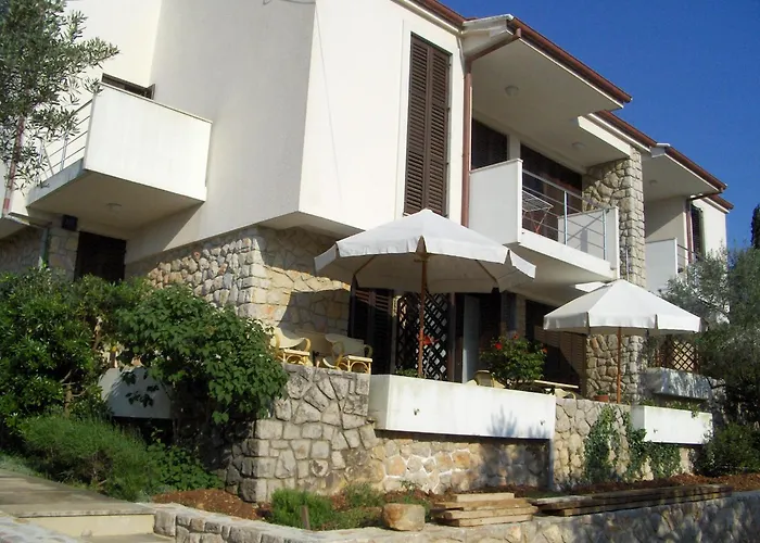 Apartments Ljubo & Lili